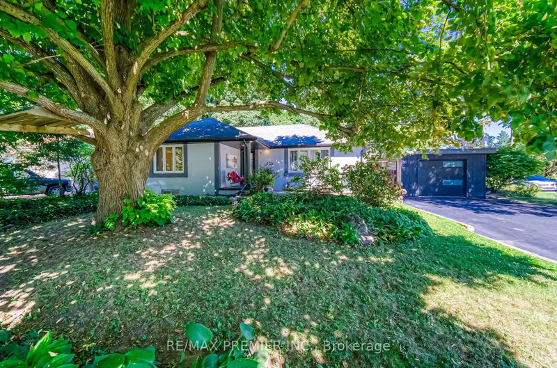 85 Enmore Ave  Hamilton, L9G 2H4 | Image 2