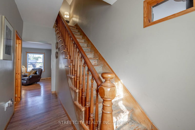 181 WEST PARK Dr  North Middlesex, N0M 2K0 | Image 18