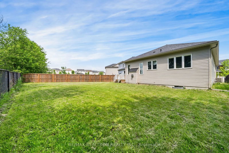 245 Johnson Dr  Shelburne, L9V 3V7 | Image 39