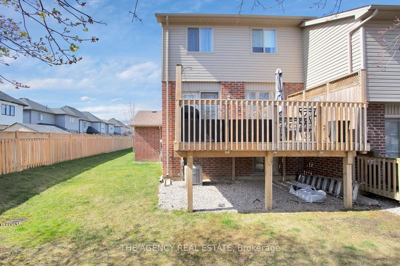  67 - 1061 Eagletrace Dr  London, N6G 0K7 | Image 38