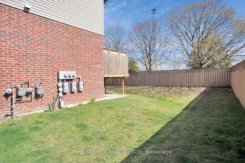  67 - 1061 Eagletrace Dr  London, N6G 0K7 | Image 39