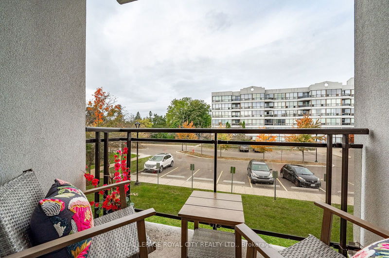  202 - 105 Bagot St  Guelph, N1H 8H4 | Image 31