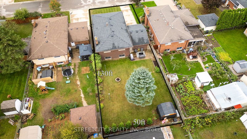 5 Vine Ave  Strathroy-Caradoc, N7G 3V1 | Image 2