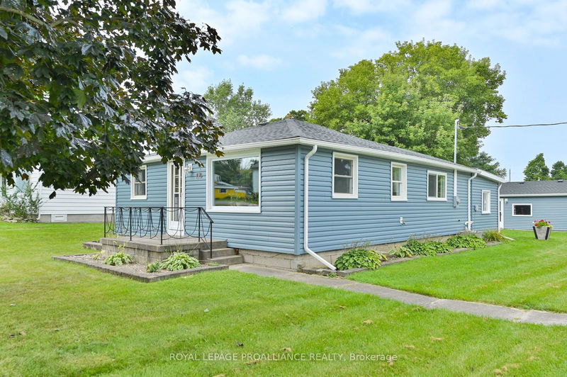 7 Porter St  Prince Edward County, K0K 1T0 | Image 1