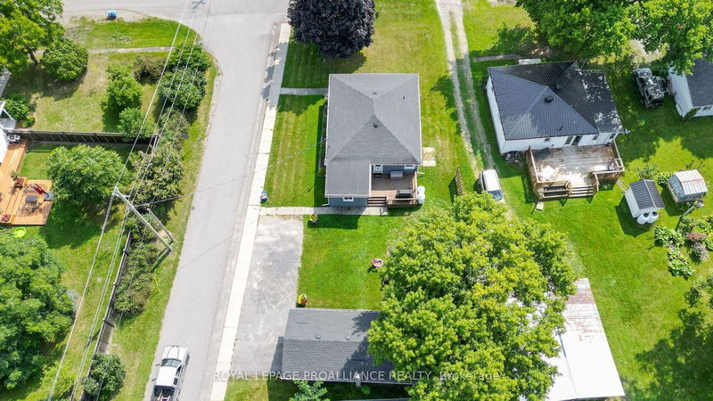 7 Porter St  Prince Edward County, K0K 1T0 | Image 35