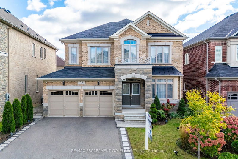 39 Avanti Cres  Hamilton, L8B 1W7 | Image 1