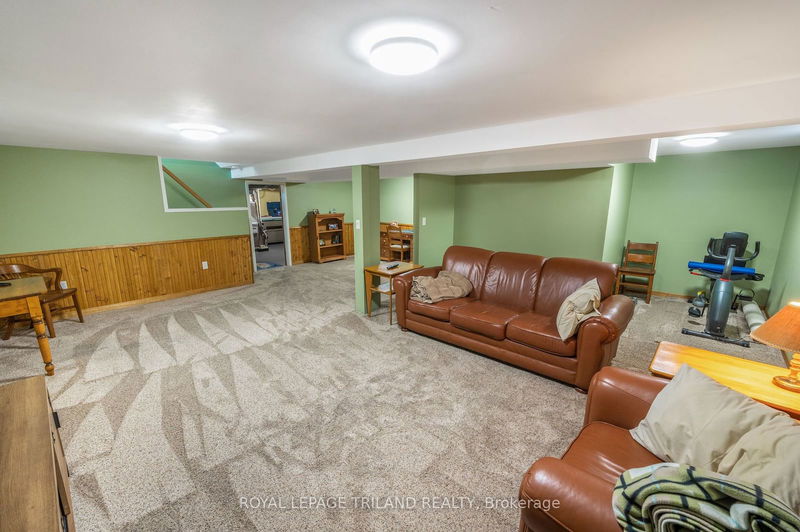 22 Breton Park Cres  London, N5W 1N1 | Image 22