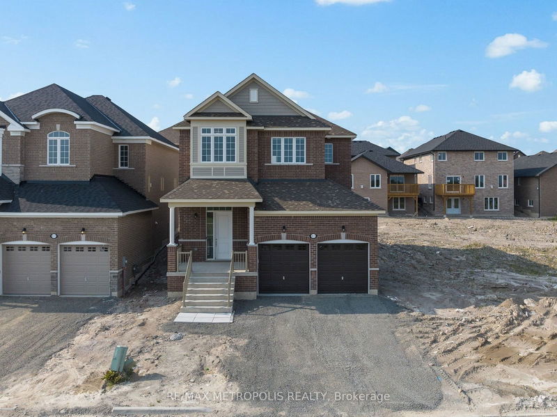 813 Steinberg Crt  Smith-Ennismore-Lakefield, K9K 0G3 | Image 1