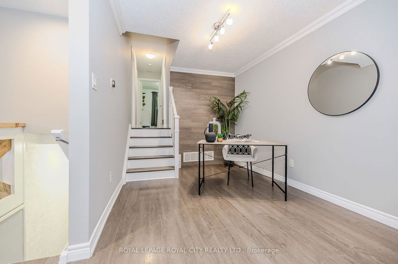 16 Nickolas Cres  Cambridge, N3C 3K7 | Image 12