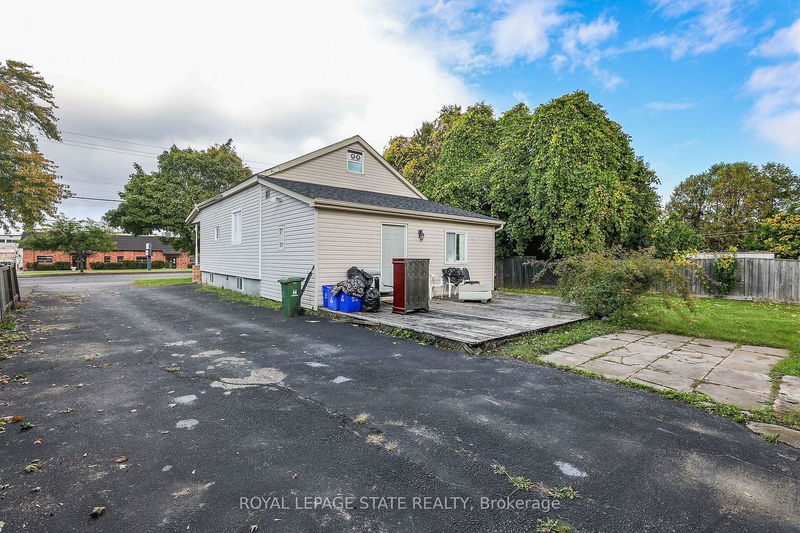 344 Barton St  Hamilton, L8E 2K9 | Image 9