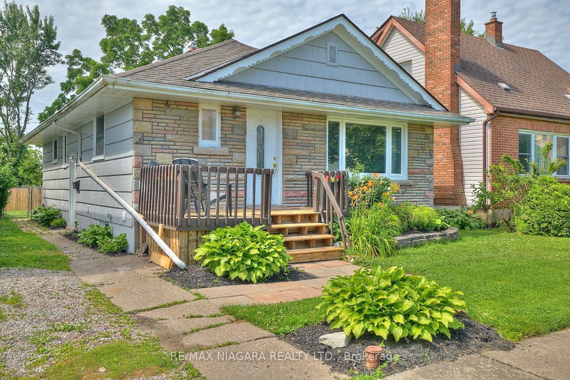 12 Cliff Rd  St. Catharines, L2R 3W1 | Image 2