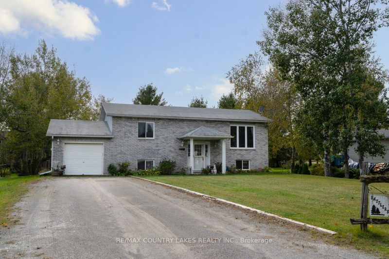 4 Greenwood Cres  Kawartha Lakes, K0M 2T0 | Image 1