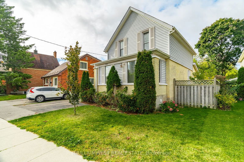 301 Ahrens St W Kitchener, N2H 4E3 | Image 2