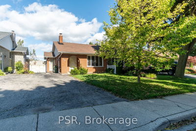 136 Guildwood Dr  Hamilton, L9C 6S5 | Image 1