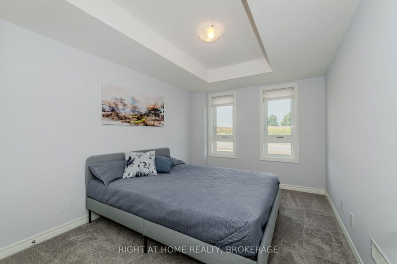  12 - 235 CHAPEL HILL Dr  Kitchener, N2R 1N3 | Image 14