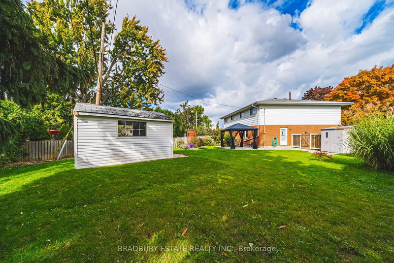 82 Fairway Dr  Hamilton, L8K 5L7 | Image 38