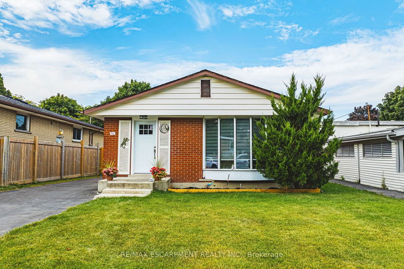 96 CARDINAL Dr  Hamilton, L9A 4H7 | Image 2