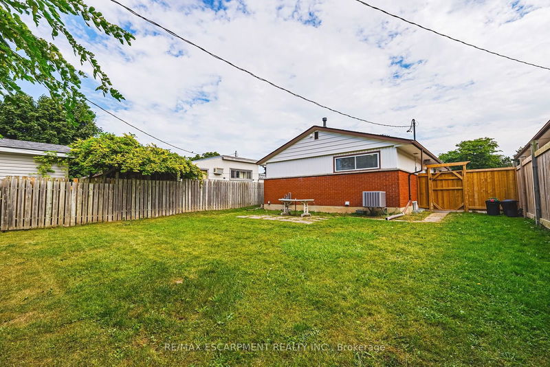 96 CARDINAL Dr  Hamilton, L9A 4H7 | Image 29