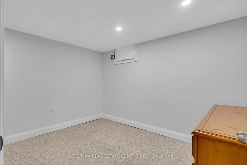 124 St George St  Kitchener, N2G 2T3 | Image 31