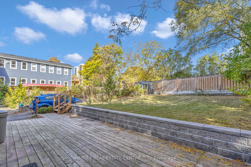 124 St George St  Kitchener, N2G 2T3 | Image 37