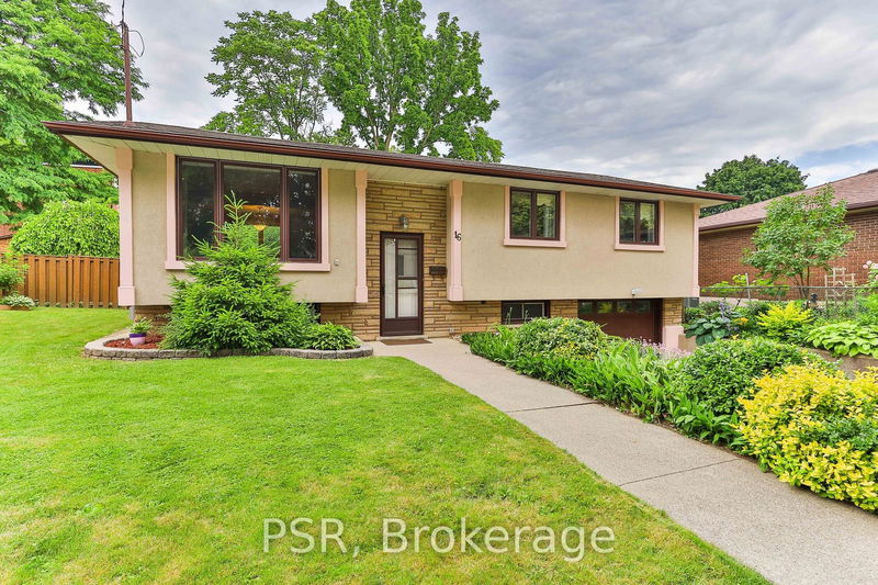 16 Colmar Pl  Hamilton, L9H 4K9 | Image 1