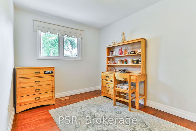 16 Colmar Pl  Hamilton, L9H 4K9 | Image 13