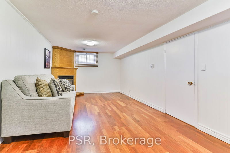 16 Colmar Pl  Hamilton, L9H 4K9 | Image 17