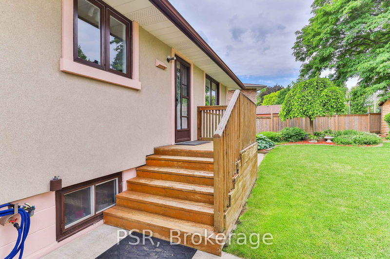 16 Colmar Pl  Hamilton, L9H 4K9 | Image 30