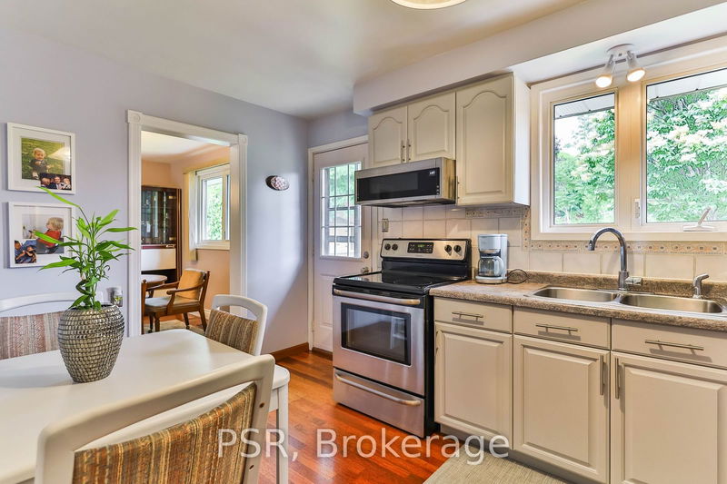 16 Colmar Pl  Hamilton, L9H 4K9 | Image 4