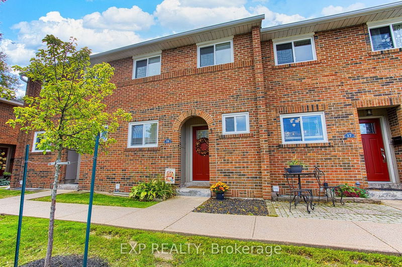  16 - 125 Livingston Ave  Grimsby, L3M 4S5 | Image 1