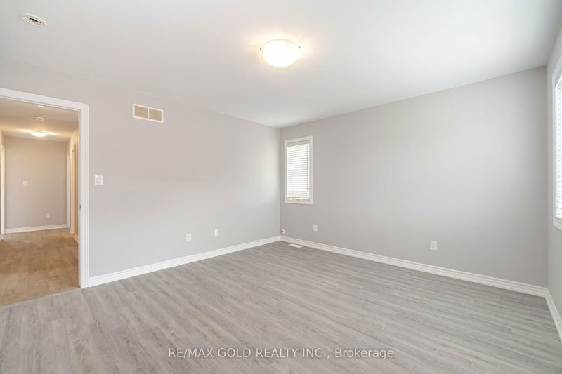 84 McCabe Ave  Welland, L3B 0H5 | Image 23