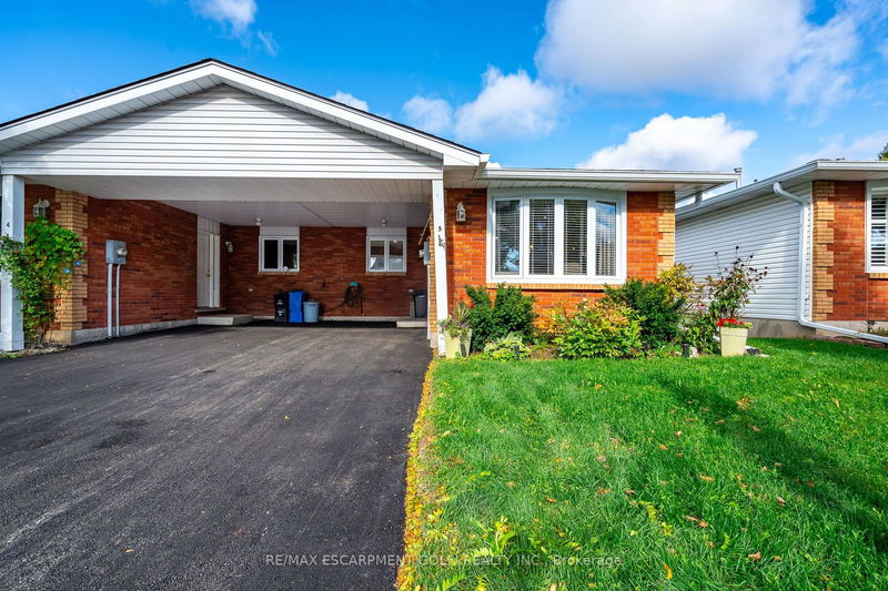  5 - 31 Kinross St W Haldimand, N3W 1J7 | Image 1