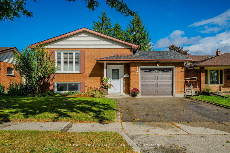 home for sale on 120 Oakhurst Crescent