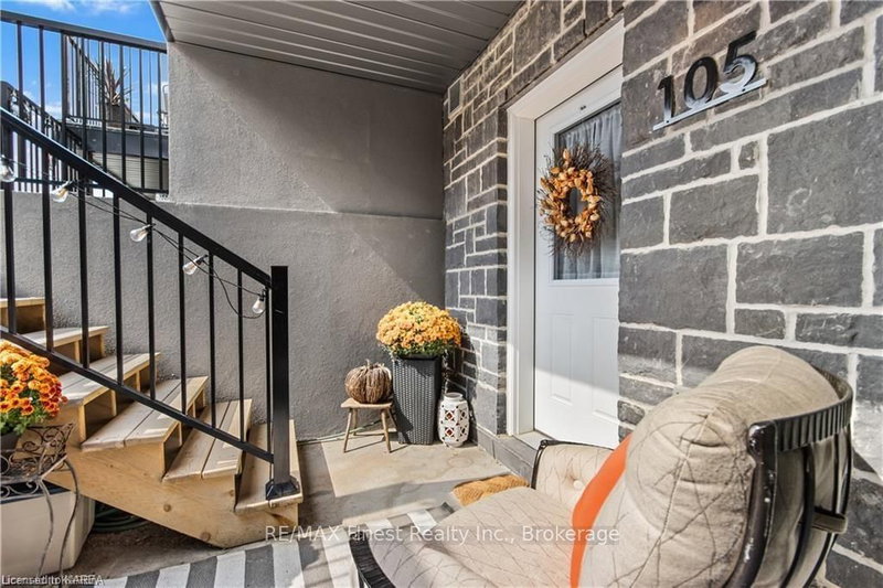 105 - 809 DEVELOPMENT Dr, Kingston, K7M 0J4 | Image 3