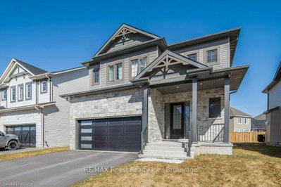 811 RIVERVIEW Way — photo 2