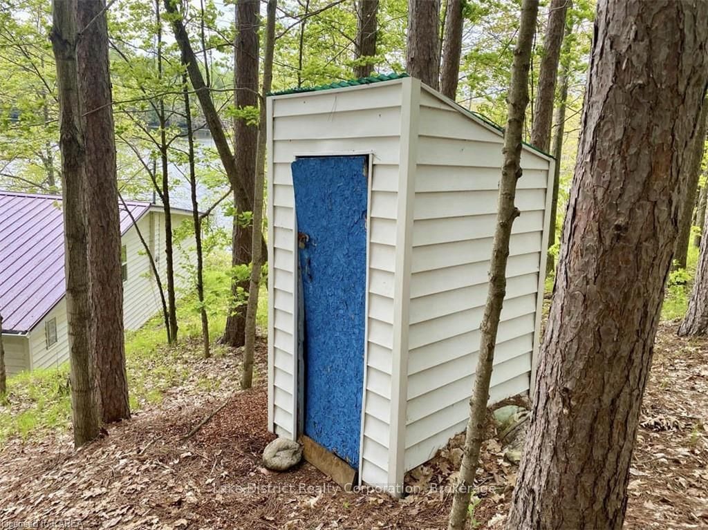 Listing Image 19