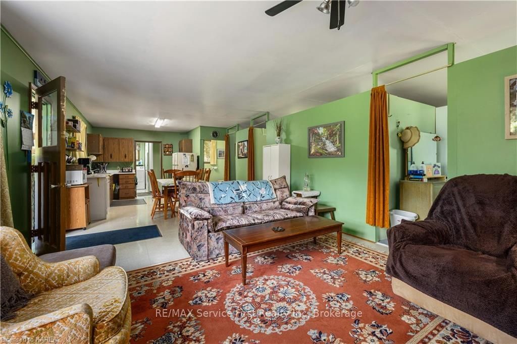 Listing Image 22