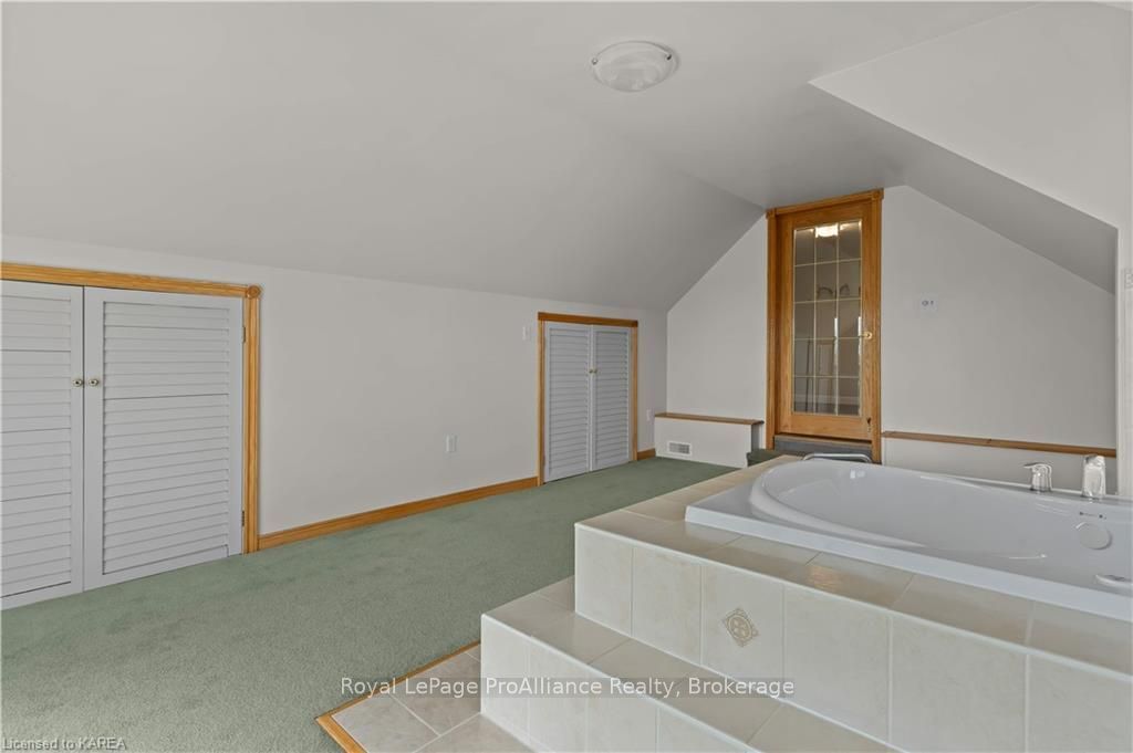 Listing Image 30