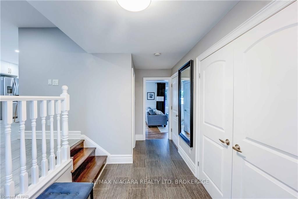 Detached House sold at 6740 CORWIN Crescent, Niagara Falls, Dorchester, L2G 2M7 - MLS: X9407836