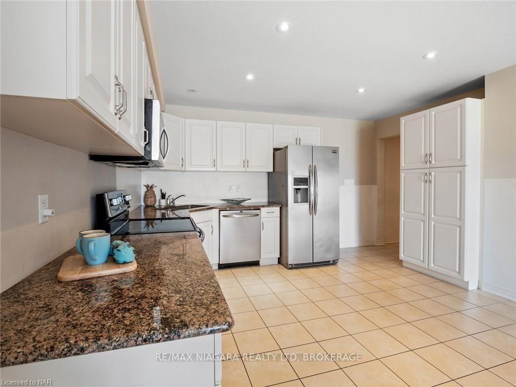 7667 GREEN VISTA Gate, Unit 141 - Photo 6