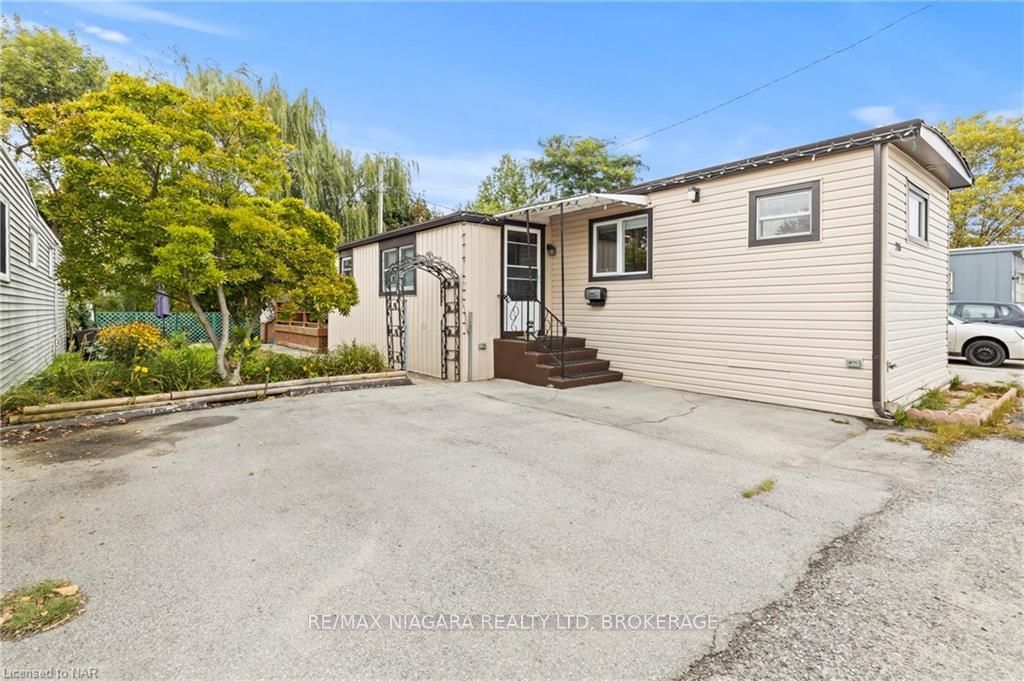 Mobile/Trailer sold at 216-241 ST PAUL Street, St. Catharines, 458 - Western Hill, L2S 2E5 - MLS: X9409254