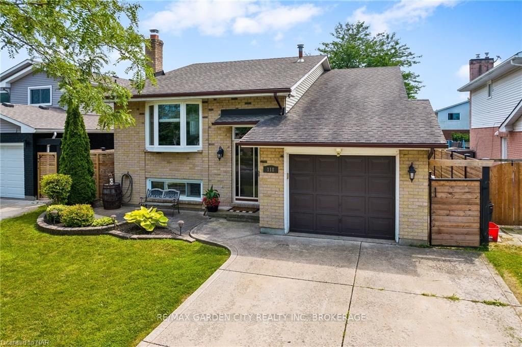 Detached House sold at 118 KEEFER Road, Thorold, 558 - Confederation Heights, L2V 4N6 - MLS: X9409643