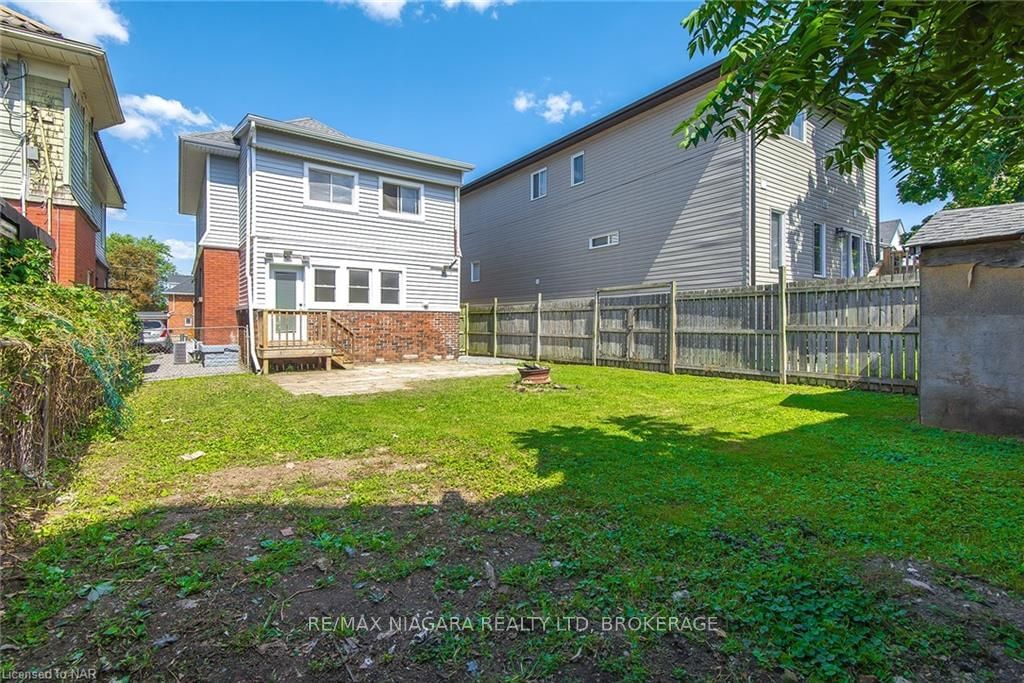 Listing Image 7