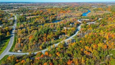 B3 HETU Rd, Leeds and the Thousand Islands - Front of Leeds & Seeleys Bay image-0-4