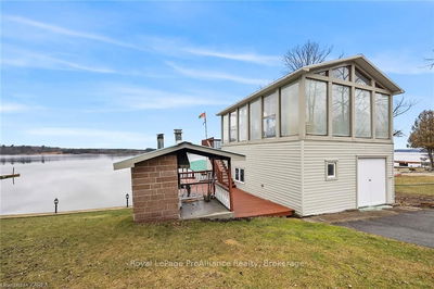 1 LEAVIS SHORES, Frontenac Islands - The Islands image-0-4