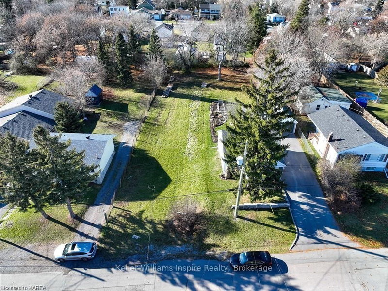 20 SHAW St, Kingston, K7K 4Y4 | Image 3