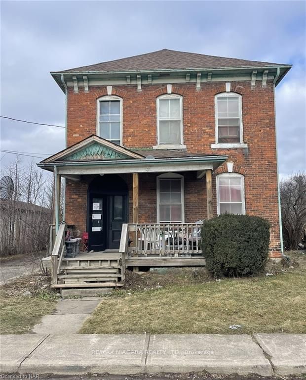 home for sale on 49 TURNER Crescent