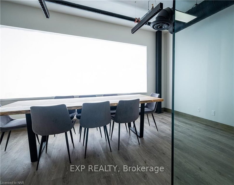 4635 QUEEN St, Niagara Falls, L2E 2L7 | Image 3