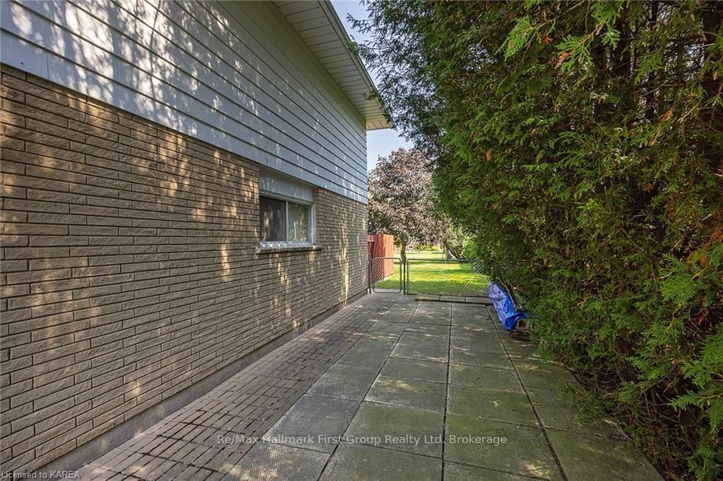 Listing Image 34