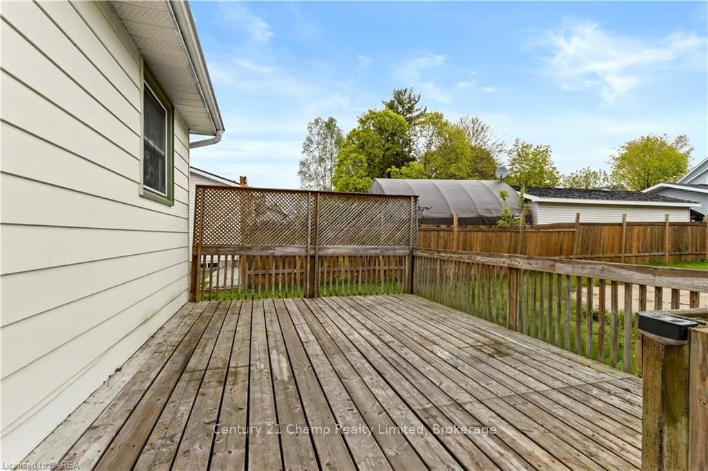 Listing Image 36